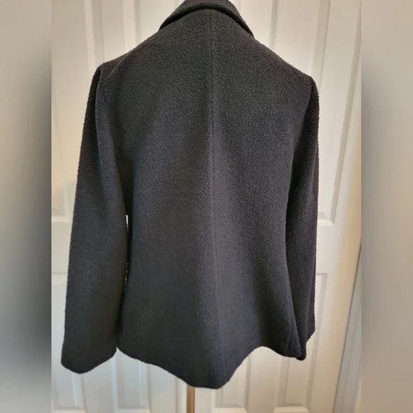 St John Black Boucle' Knit Jacket With Gold Trimmed Buttons Size 16 - Picture 10 of 11